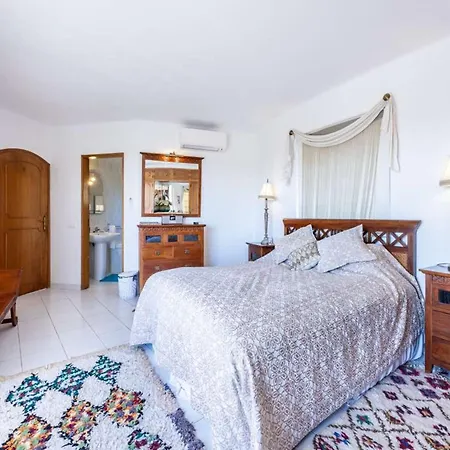 Grand 5 Bedrooms Elise Ping Pong Table Great Pool Area Villa *