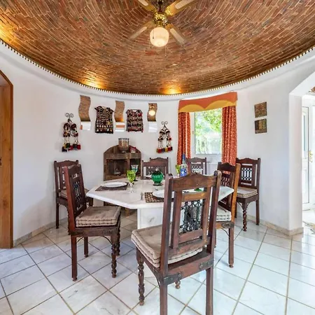 Grand 5 Bedrooms Elise Ping Pong Table Villa *